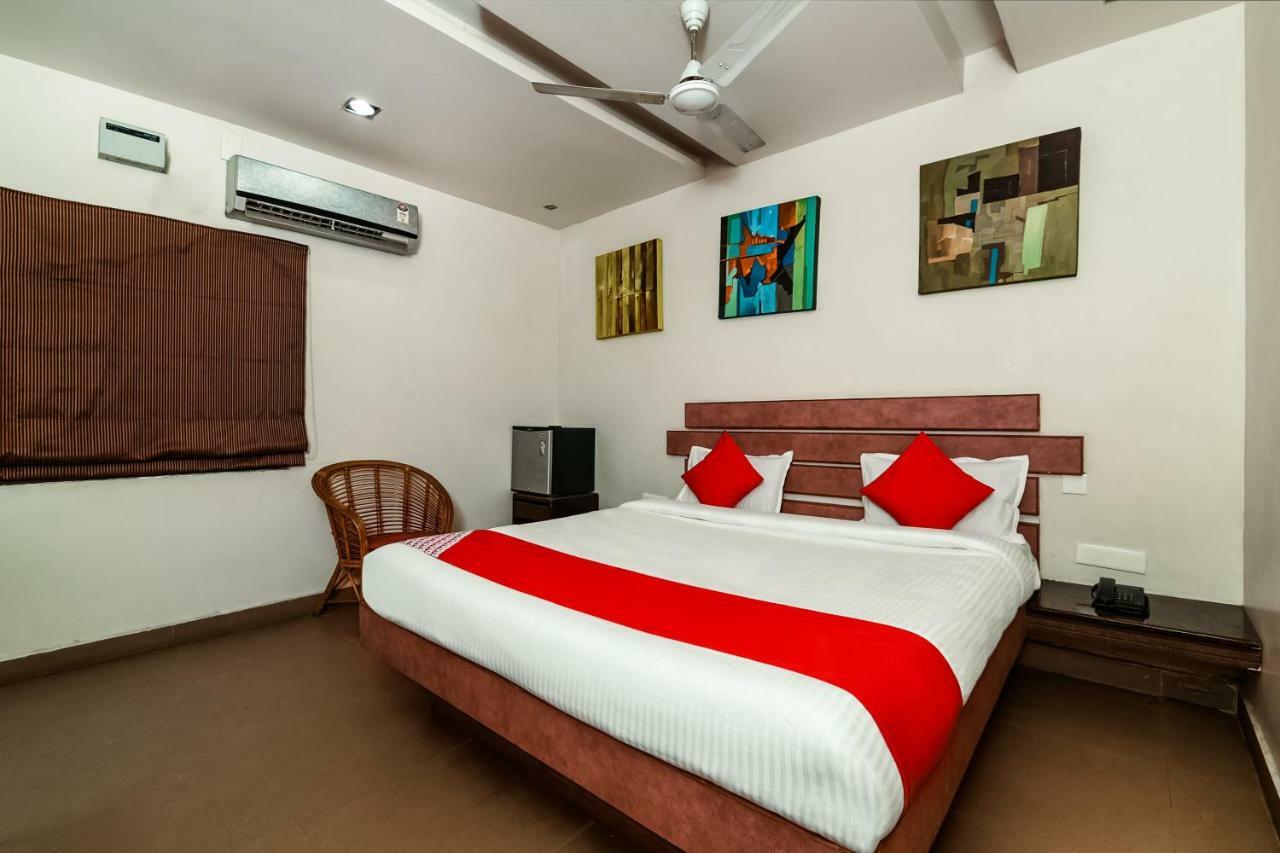 Oyo 28856 Manjeera Inn Visakhapatnam Luaran gambar