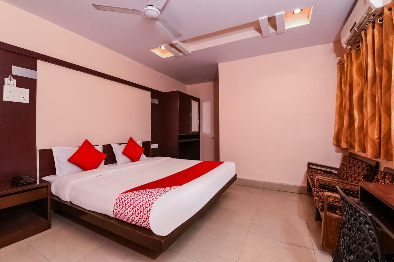 Oyo 28856 Manjeera Inn Visakhapatnam Luaran gambar