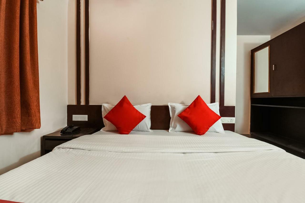Oyo 28856 Manjeera Inn Visakhapatnam Luaran gambar