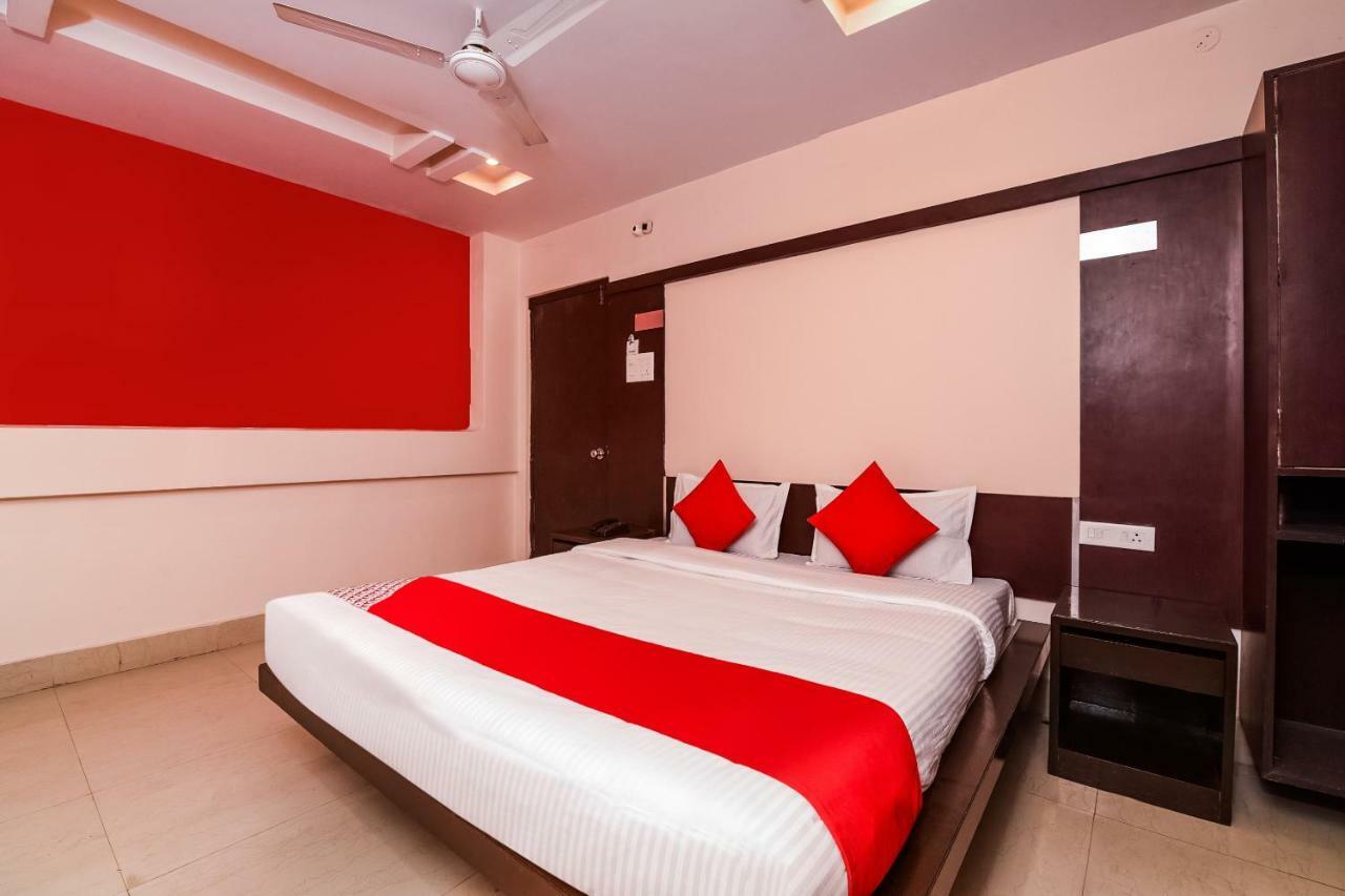 Oyo 28856 Manjeera Inn Visakhapatnam Luaran gambar