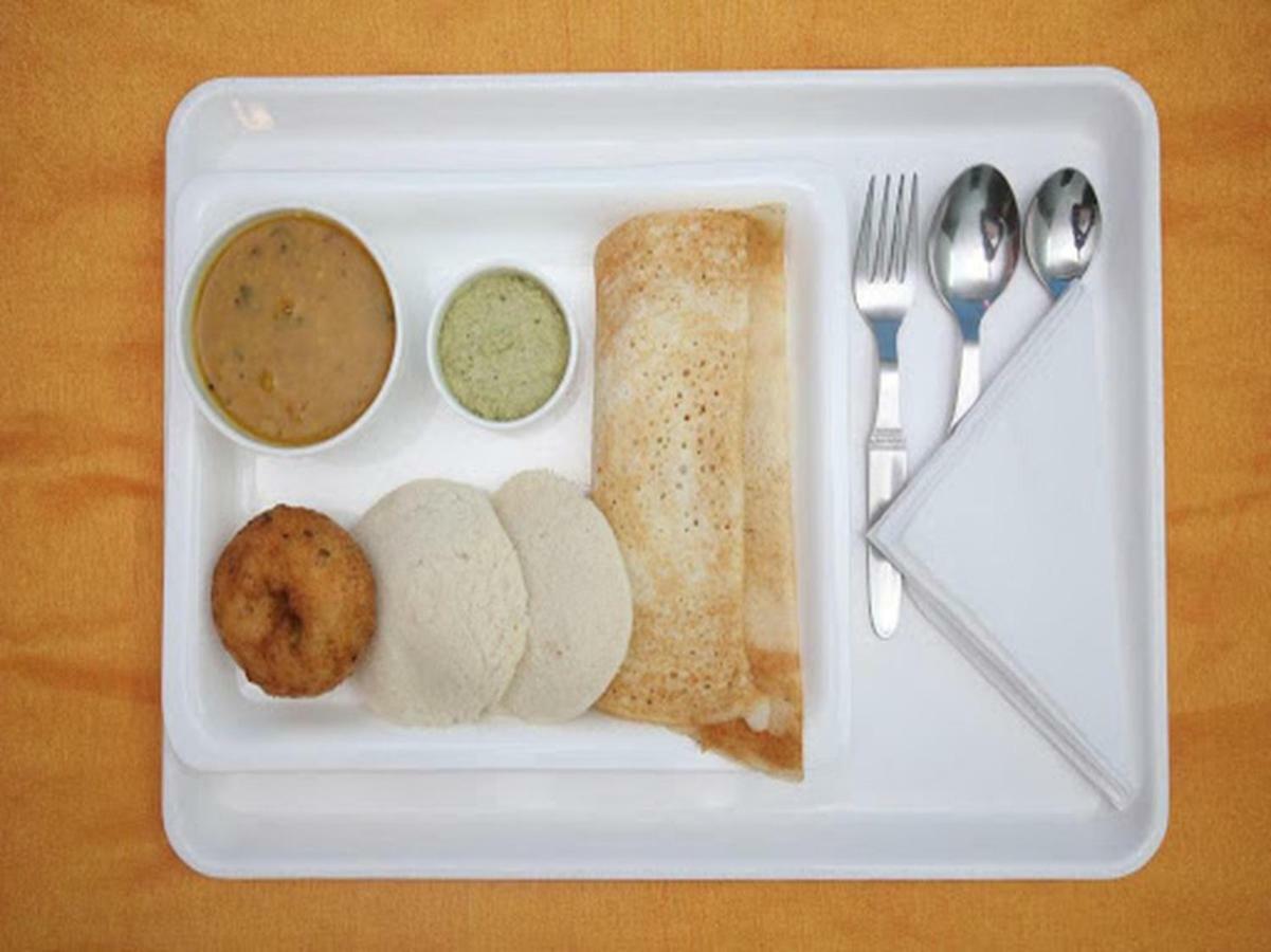 Oyo 28856 Manjeera Inn Visakhapatnam Luaran gambar